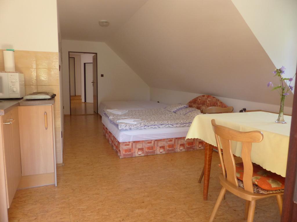 Bizoní dvůr Retenice Exterior foto